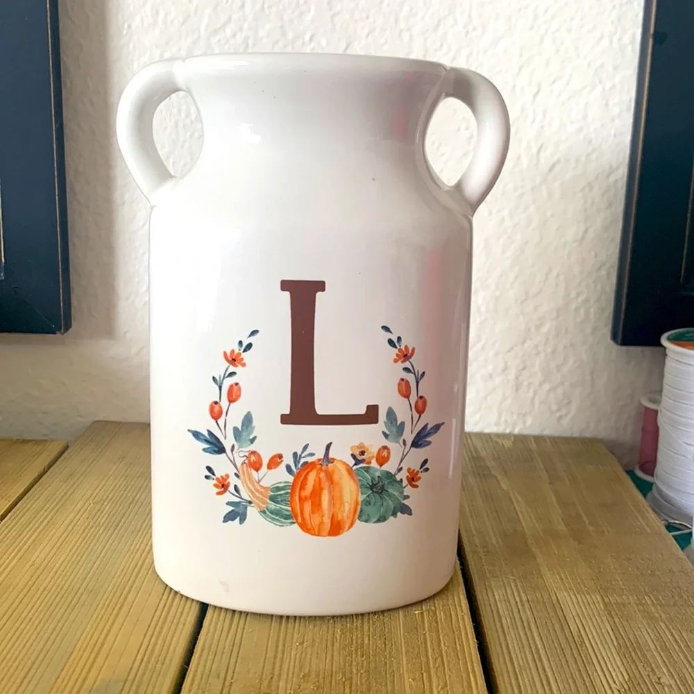 Monogram‎ Vase Letter “L” - Ashland Fall - Picture 4 of 11